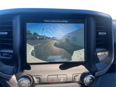 Used 2021 RAM 5500 Tradesman w/ Chrome Appearance Group image 15