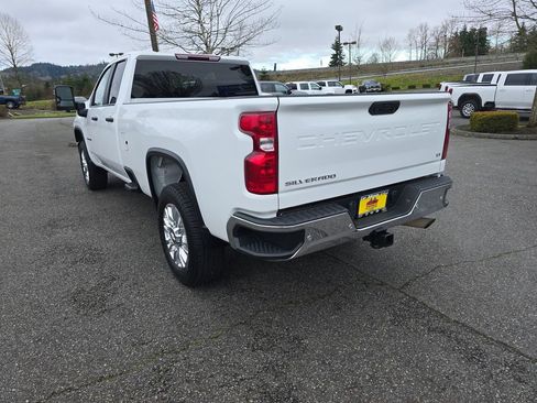 Used 2022 Chevrolet Silverado 3500 W/T w/ WT Convenience Package image 4