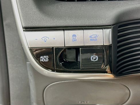 Used 2024 Hyundai Ioniq 5 Limited RWD image 17