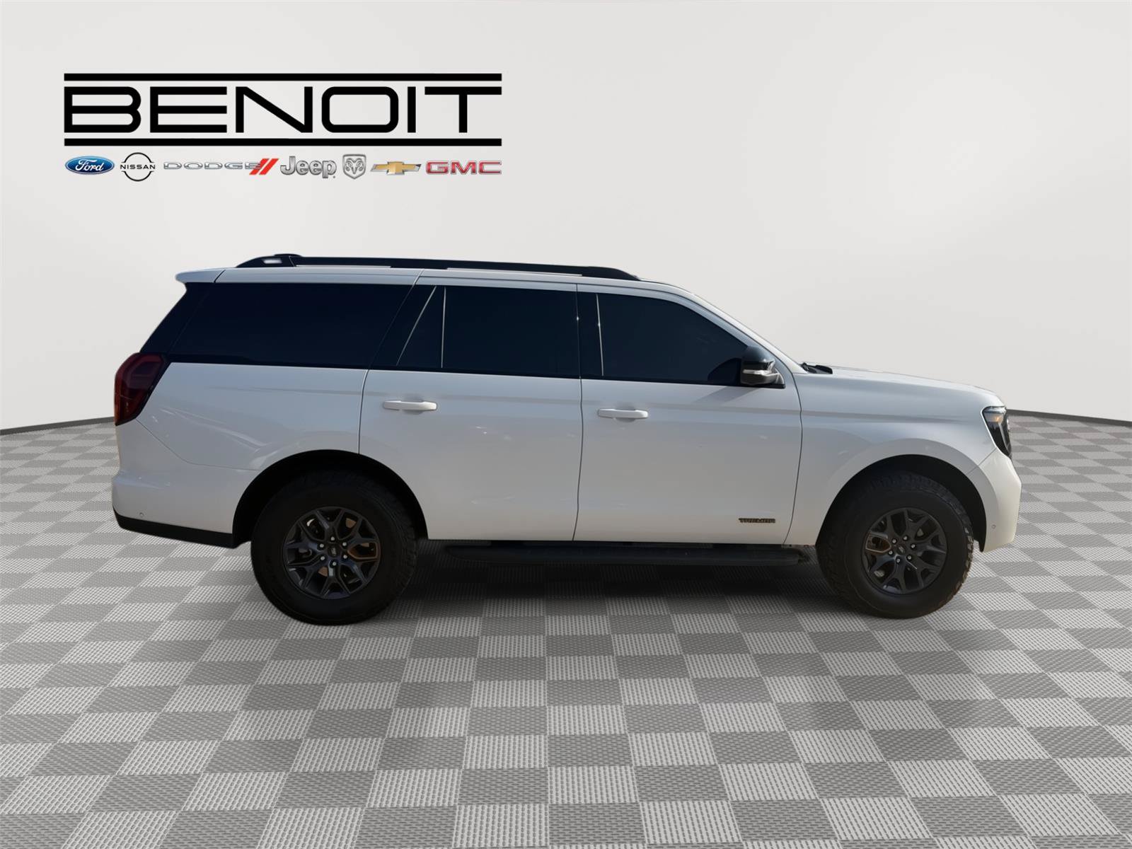 Used 2025 Ford Expedition Tremor AWD/4WD image 6