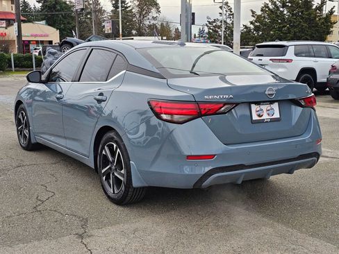 Used 2024 Nissan Sentra SV image 6