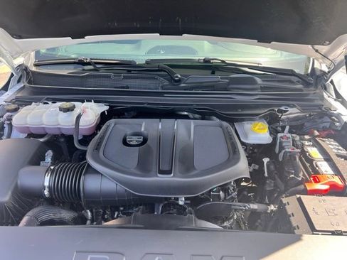 Used 2026 RAM 1500 Laramie AWD/4WD image 46