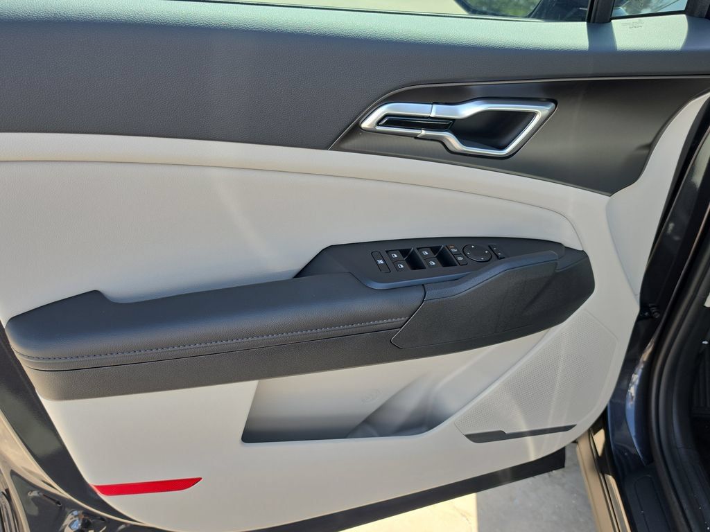 New 2027 Kia Sportage EX FWD image 18