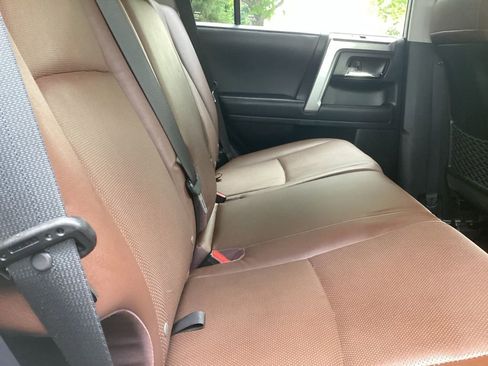 Used 2023 Toyota 4Runner Limited AWD/4WD image 6