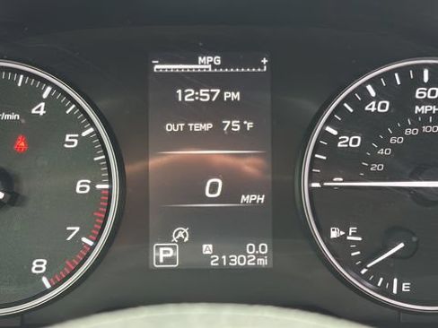Used 2025 Subaru Outback Premium w/ Popular Package #1A AWD/4WD image 22