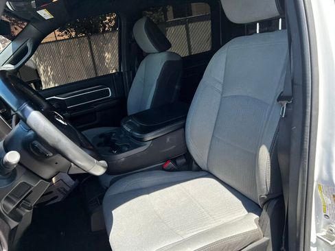 Used 2024 RAM 2500 Big Horn w/ Off Road Package AWD/4WD image 21