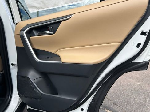 Used 2025 Toyota RAV4 XLE image 29