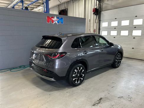 New 2026 Honda HR-V EX-L image 3