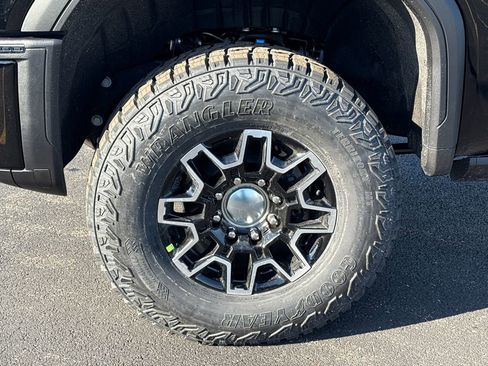 New 2026 GMC Sierra 2500 AT4X image 13