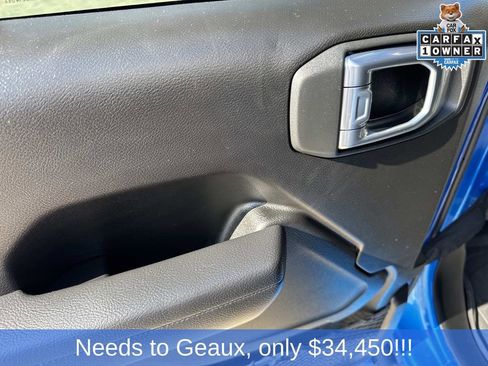 Used 2025 Jeep Wrangler Sport image 33