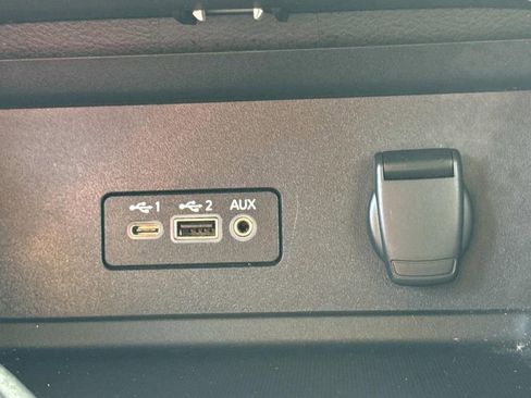 Used 2020 Nissan Sentra SV w/ Trunk Package FWD image 24