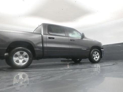 New 2026 RAM 1500 4x4 Crew Cab image 38