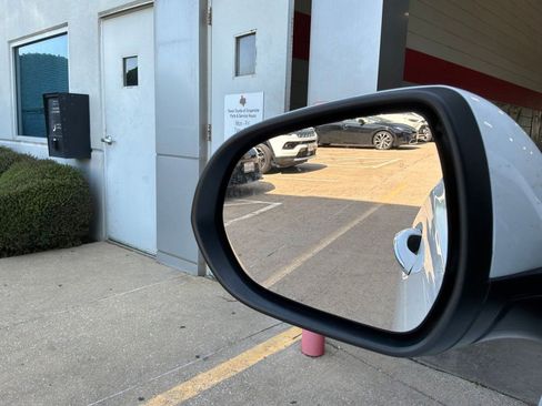 Used 2025 Buick Encore GX Preferred FWD image 17