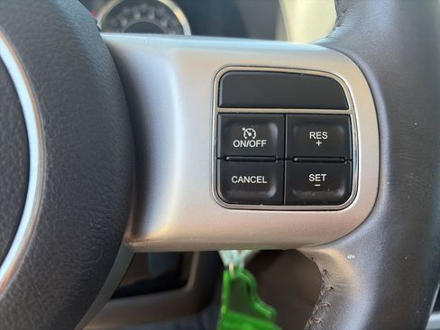 Used 2017 Jeep Compass High Altitude FWD image 20