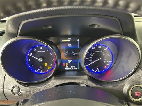 Used 2017 Subaru Outback 2.5i Limited image 5