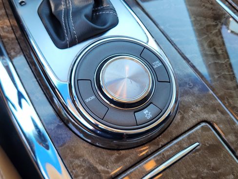 Used 2016 INFINITI QX80 2WD image 26