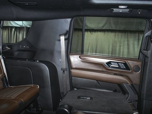 Used 2025 GMC Yukon XL Denali Ultimate AWD/4WD image 63