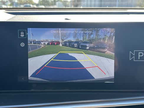 Used 2025 Kia Sorento LX image 37