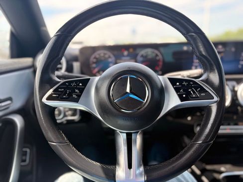 Used 2025 Mercedes-Benz CLA 250 4MATIC image 25