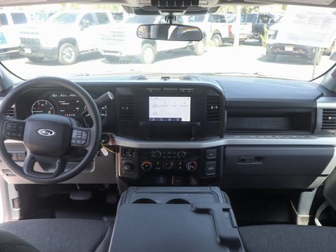 Used 2024 Ford F250 XL w/ STX Appearance Package AWD/4WD image 28