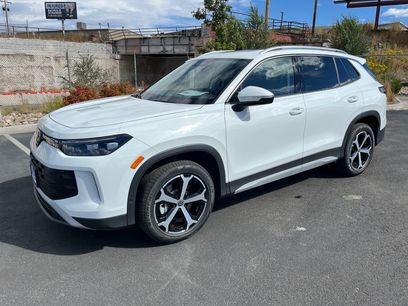 New 2025 Volkswagen Tiguan SE