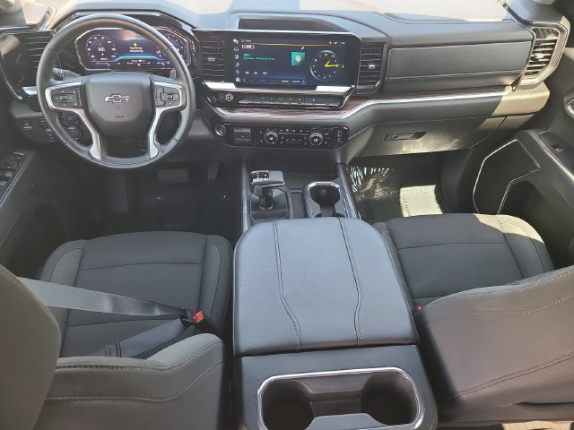 Used 2025 Chevrolet Silverado 1500 RST AWD/4WD image 12