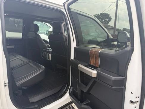 Used 2020 Ford F150 Lariat w/ Equipment Group 502A Luxury AWD/4WD image 10