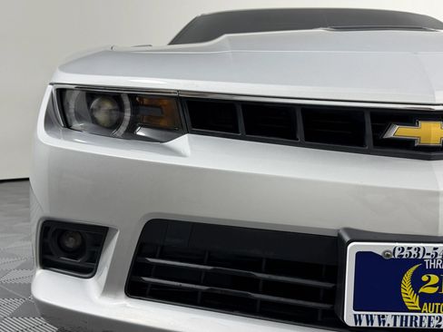 Used 2015 Chevrolet Camaro SS w/ RS Package RWD image 4