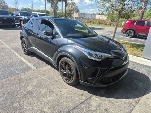 Used 2021 Toyota C-HR Nightshade image 8