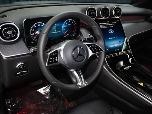 New 2027 Mercedes-Benz GLC 300 image 15