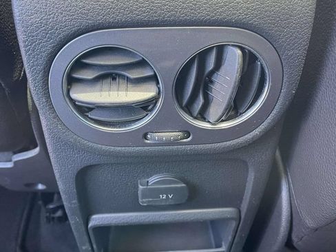 Used 2017 Volkswagen Tiguan Wolfsburg Edition FWD image 12