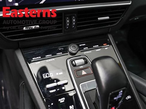 Used 2023 Porsche Cayenne Platinum Edition AWD/4WD image 19