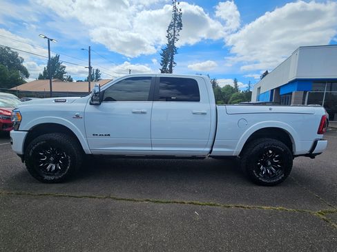 Used 2023 RAM 2500 Limited AWD/4WD image 2