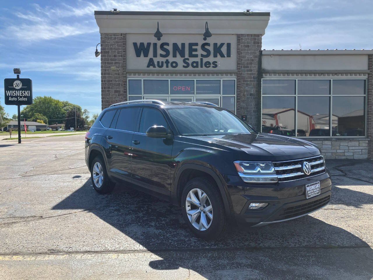 Used 2019 Volkswagen Atlas SE w/ Towing Package AWD/4WD image 1