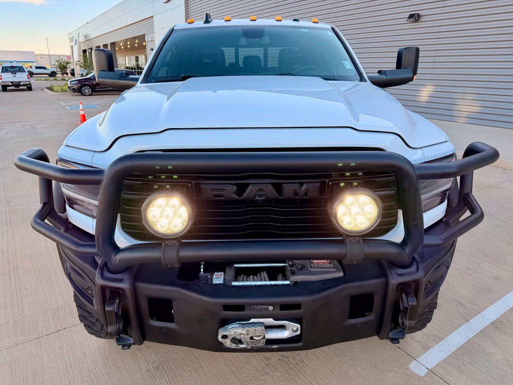 Used 2021 RAM 2500 Laramie w/ Night Edition AWD/4WD image 4
