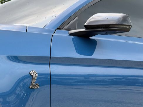 Used 2021 Ford Mustang Shelby GT500 w/ Technology Package RWD image 36