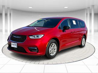 Certified 2024 Chrysler Pacifica Touring-L video 1