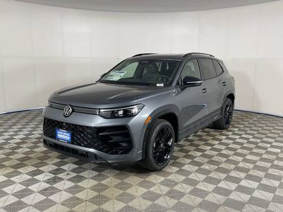 New 2026 Volkswagen Tiguan SE R-Line