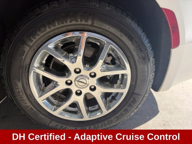 Used 2023 Chrysler Pacifica Touring-L FWD image 27