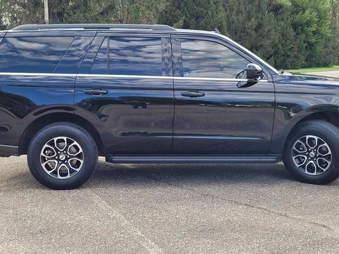 Used 2022 Ford Expedition XL AWD/4WD image 4