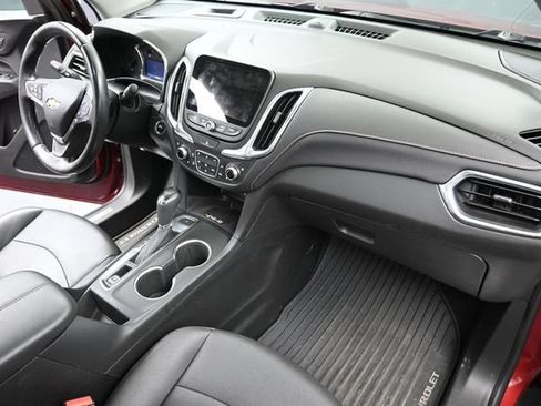 Used 2020 Chevrolet Equinox Premier AWD/4WD image 13