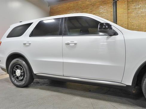 Used 2023 Dodge Durango AWD image 9