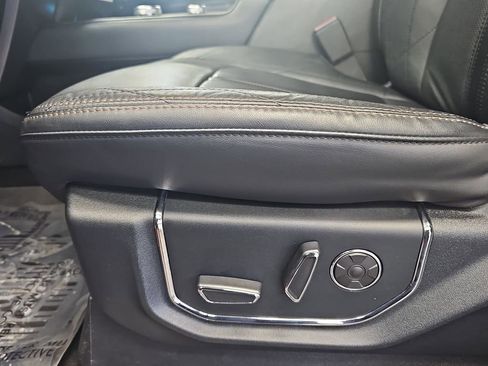 Used 2021 Ford Expedition Platinum AWD/4WD image 28