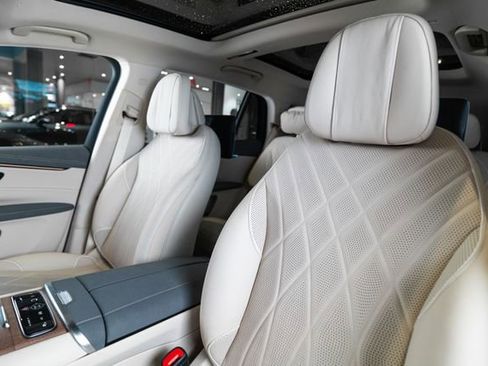 Certified 2023 Mercedes-Benz EQS 580 4MATIC SUV image 5