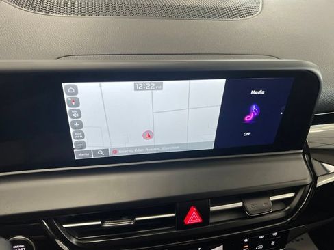 Certified 2025 Kia Seltos S FWD image 30
