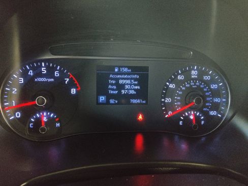 Used 2021 Kia Soul LX FWD image 23
