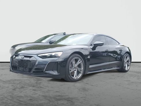 Used 2024 Audi e-tron GT Premium Plus AWD/4WD image 2