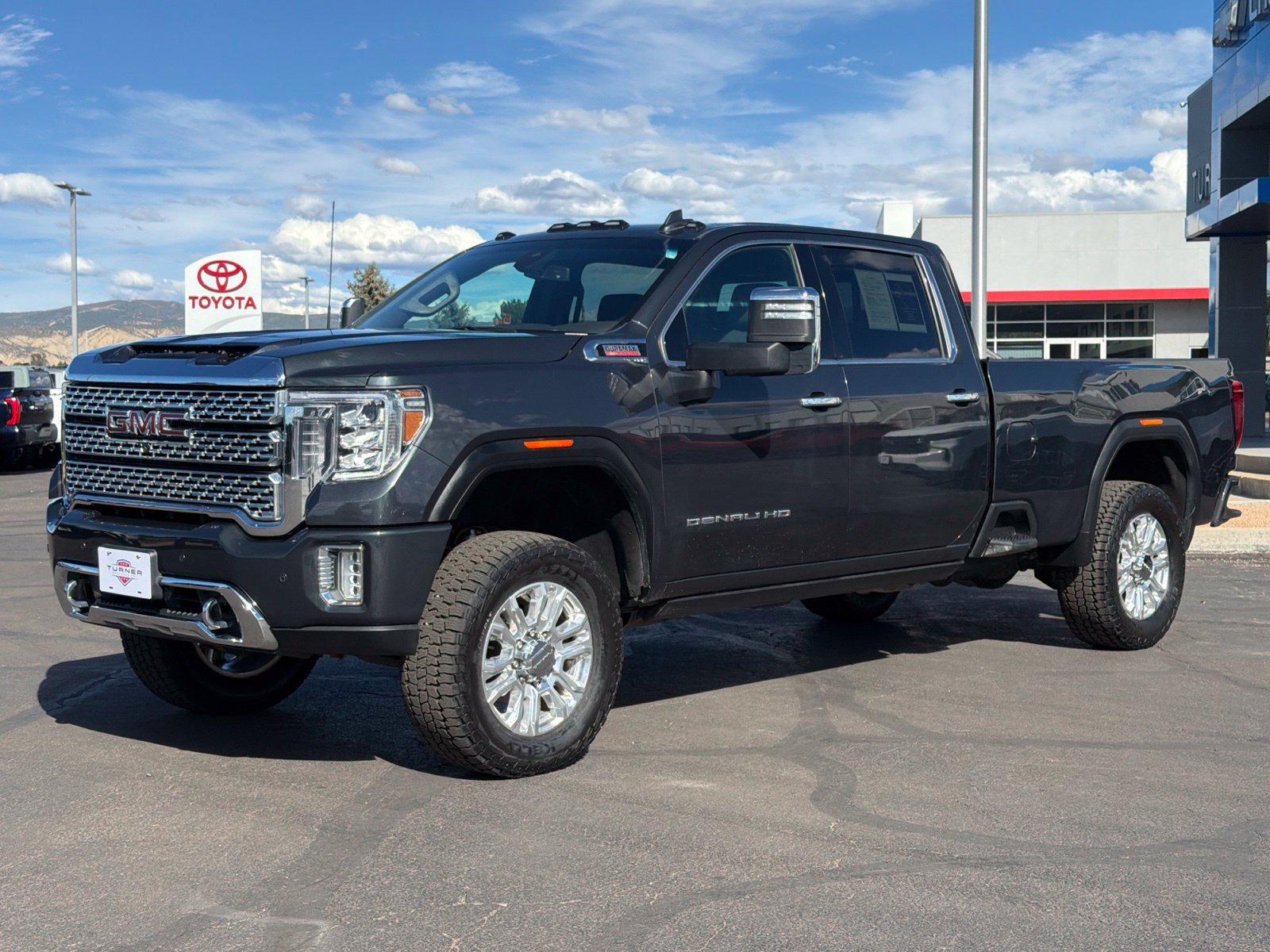 Used 2022 GMC Sierra 3500 Denali AWD/4WD image 8