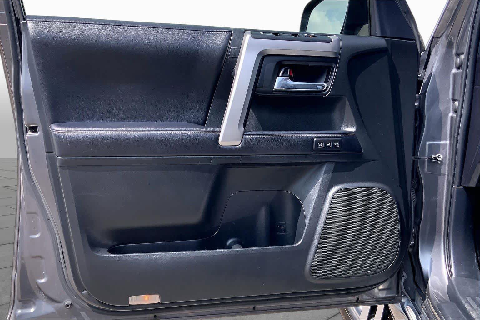 Used 2019 Toyota 4Runner Limited RWD image 39