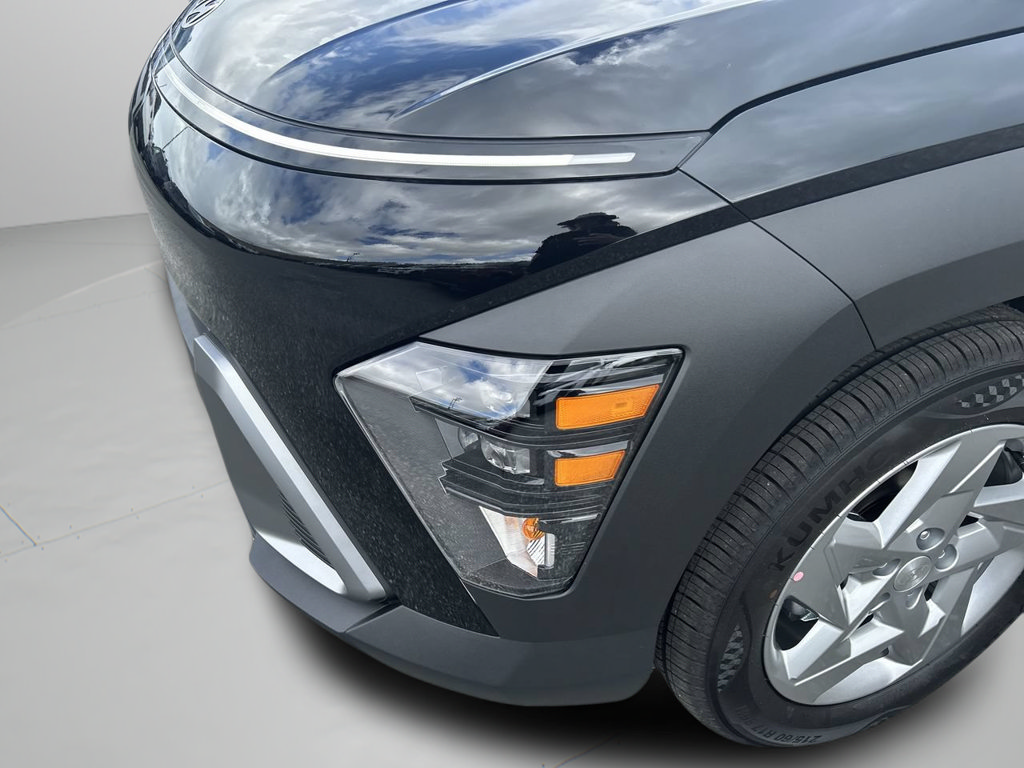 New 2026 Hyundai Kona SE FWD image 9